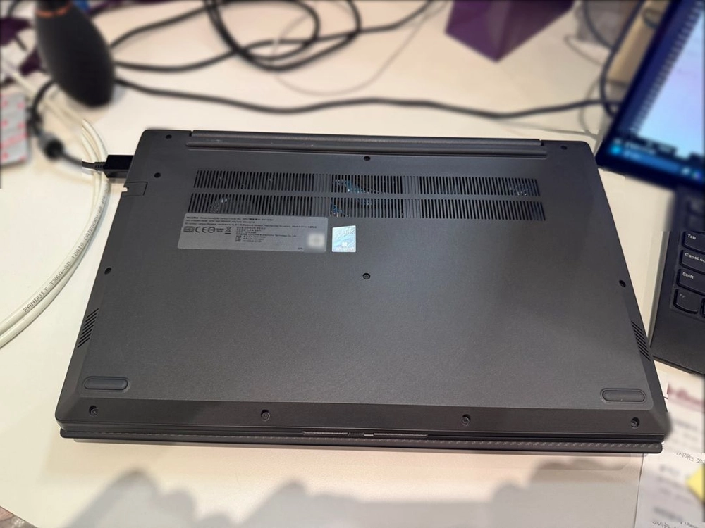 인텔 13세대 최신 Lenovo V15 G4 IRU / Type 83A1 / 모델 83A100HGKR 이미지