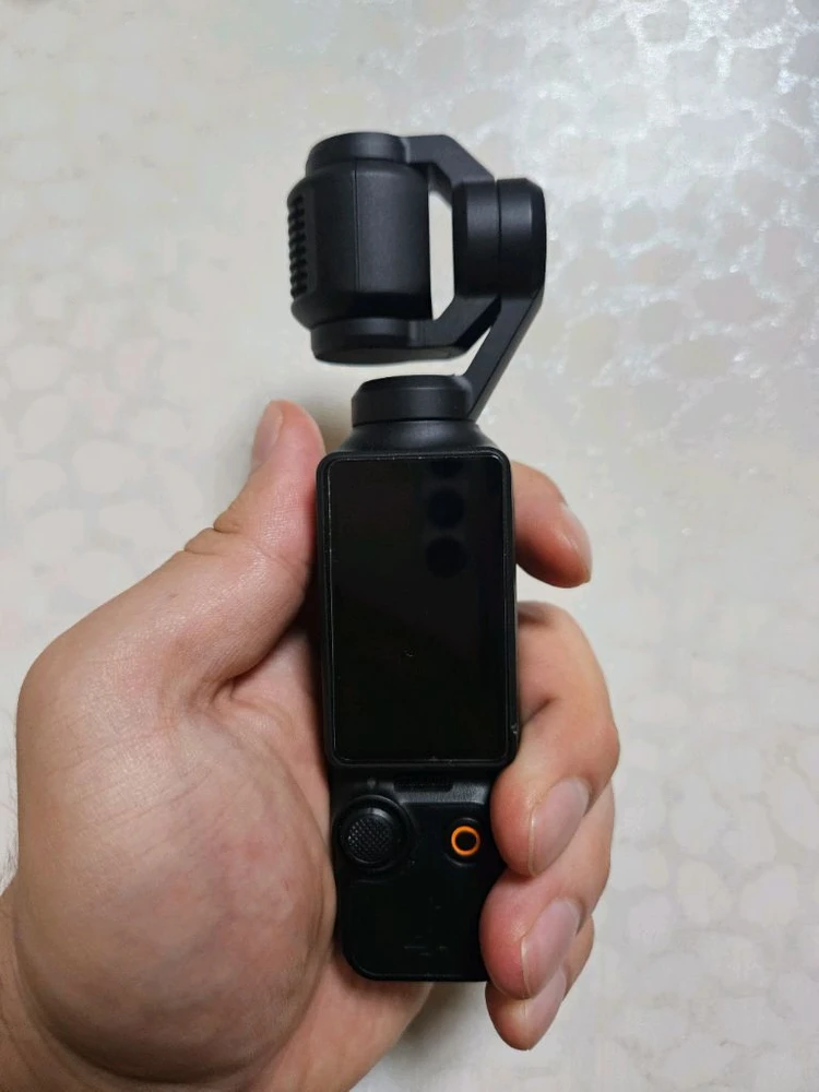 DJI 오즈모 포켓 3 크리에이터 콤보 풀세트 팝니다 이미지