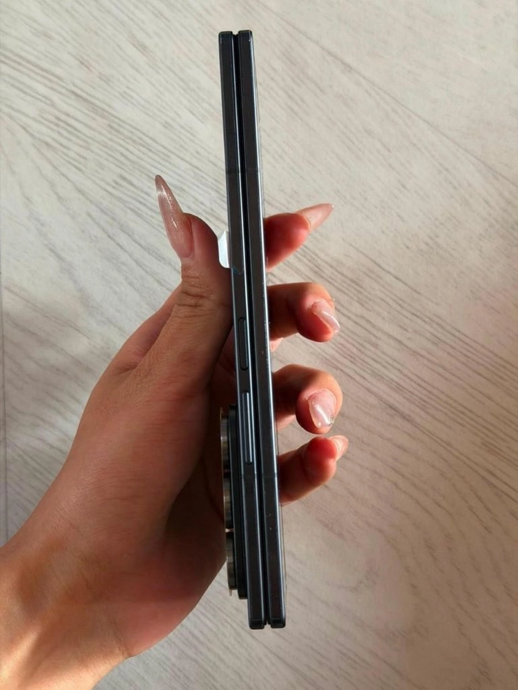 폴드 7 자급제 1TB(1테라) 제트블랙 이미지