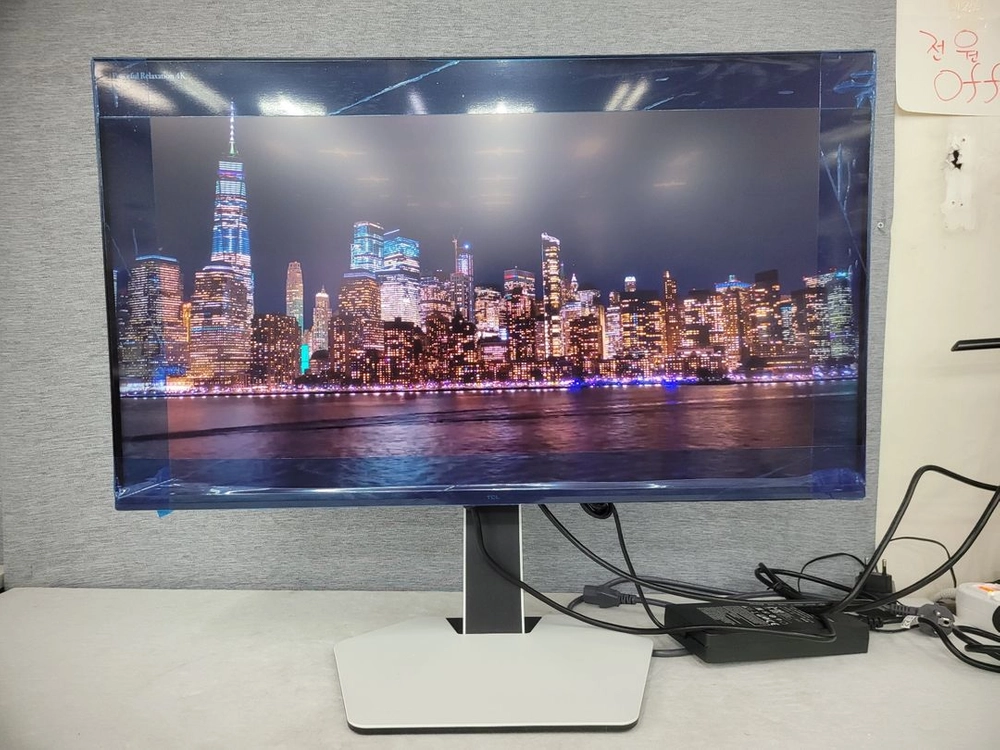 [새제품/풀박스] TCL 32R84 QD Mini LED 4K 165Hz 게이밍 모니터 이미지