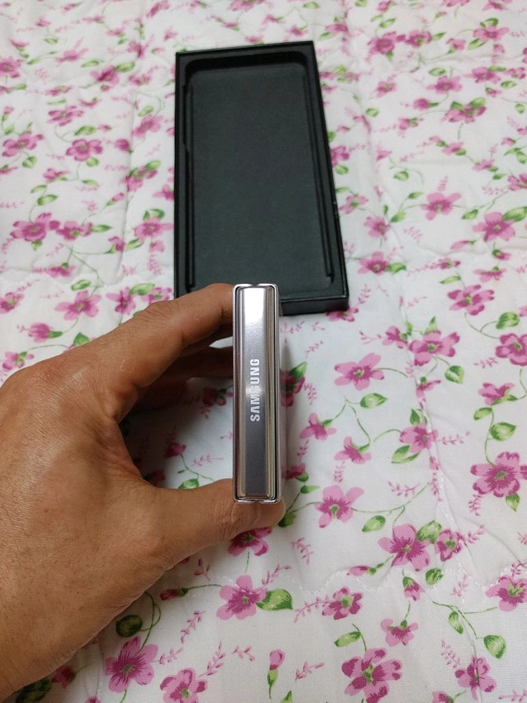 그냥 새폰 ㅡ 갤럭시 Z플립5 512GB 이미지