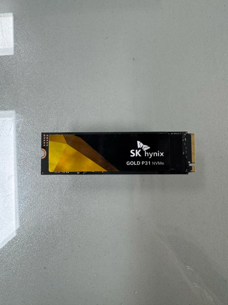 SK하이닉스 Gold P31 NVMe M.2 SSD 2TB 팝니다. - 안심되는 중고거래