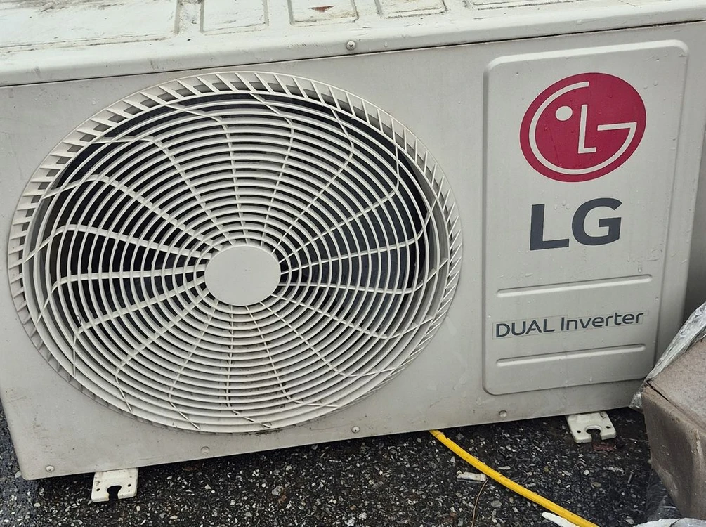 LG 인버터 벽걸이 22년 12월 9평 냉난방기 입니다 이미지