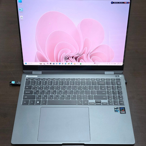 (개인) 삼성 갤럭시북 3 프로 360 (i7/ 16gb/ 512g) 이미지