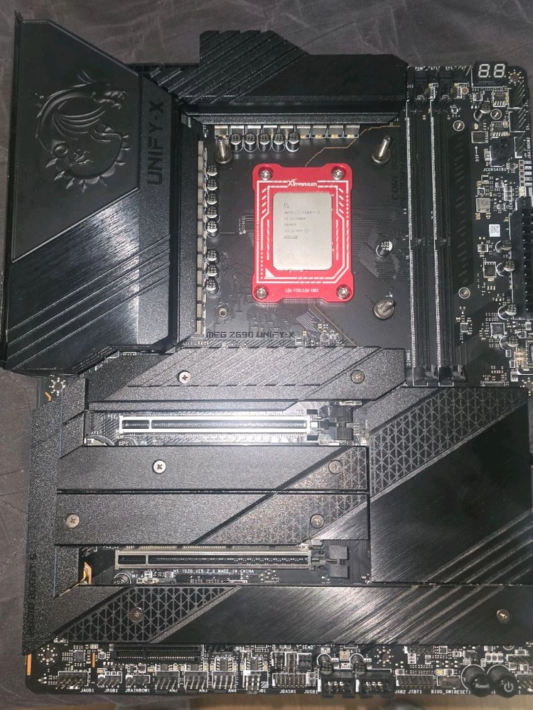 13700kf+z690 풀박 - 안심되는 중고거래
