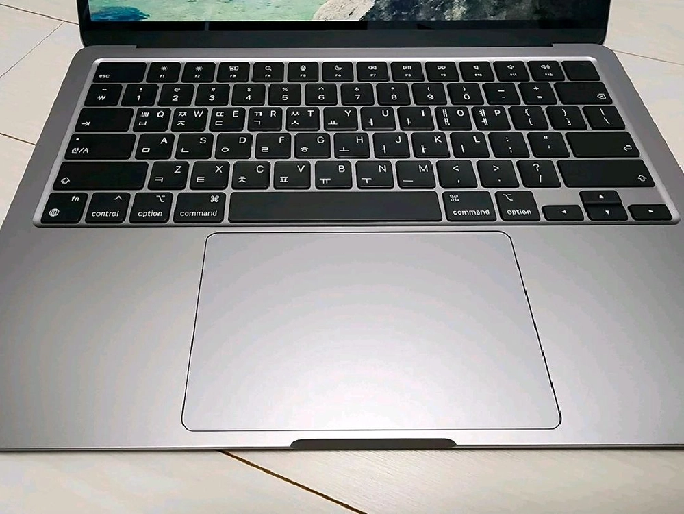 맥북 에어 M2 13인치 8GB/256GB 급처합니다 이미지