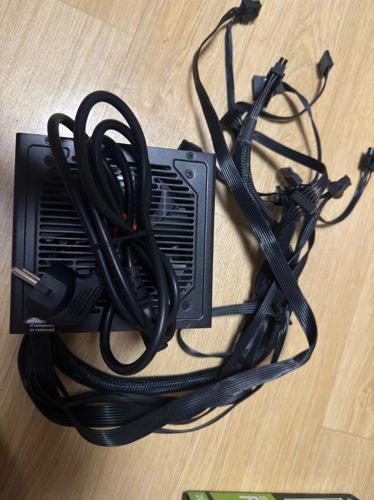 마이크로닉스 클래식2 80PLUS 600W 파워서플라이 이미지