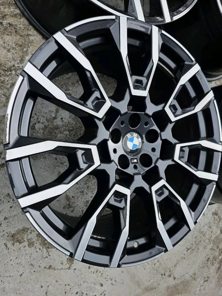 BMW X5 X6 21인치 915m 휠타이어 한대분 최저가 이미지