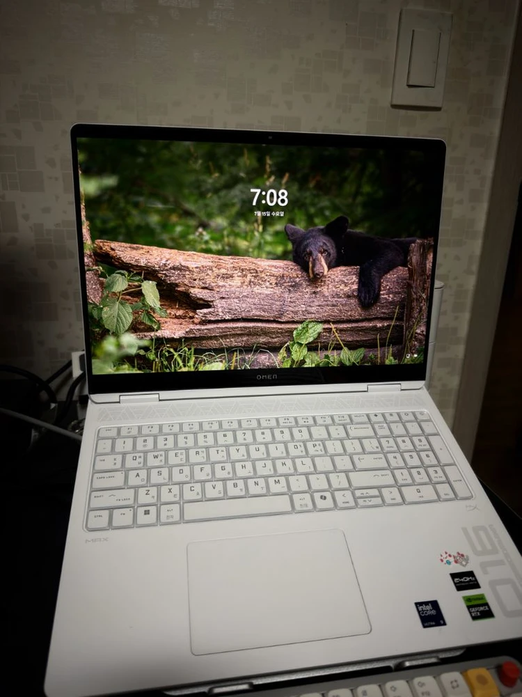 HP오멘맥스 5090, 메모리64, Ssd 3테라,oled 디스플레이 - 안심되는 중고거래