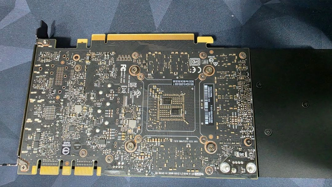 QUADRO P4000 팝니다 이미지