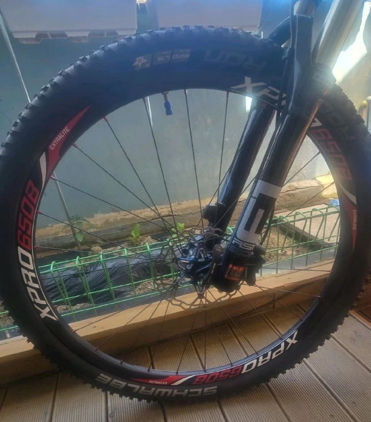 MTB 중상급 자전거 이미지