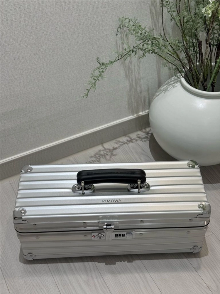 리모와 클래식 원 보틀 케이스 (레어템) 이미지