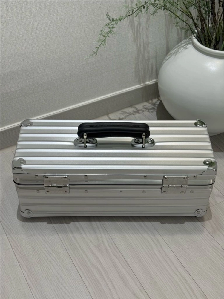 리모와 클래식 원 보틀 케이스 (레어템) 이미지