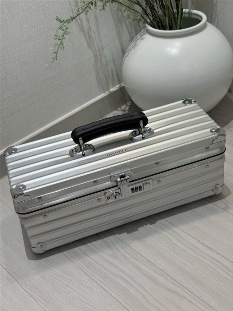 리모와 클래식 원 보틀 케이스 (레어템) 이미지