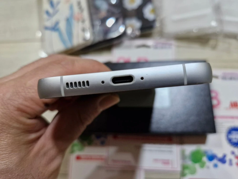 갤럭시 S23 FE 8GB/256GB 민트(+박스, 물리듀얼유심, 카메라 무음) 팝니다 이미지