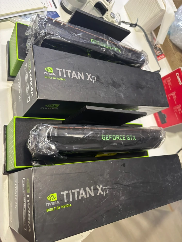 NVIDIA TITAN Xp 그래픽카드 이미지