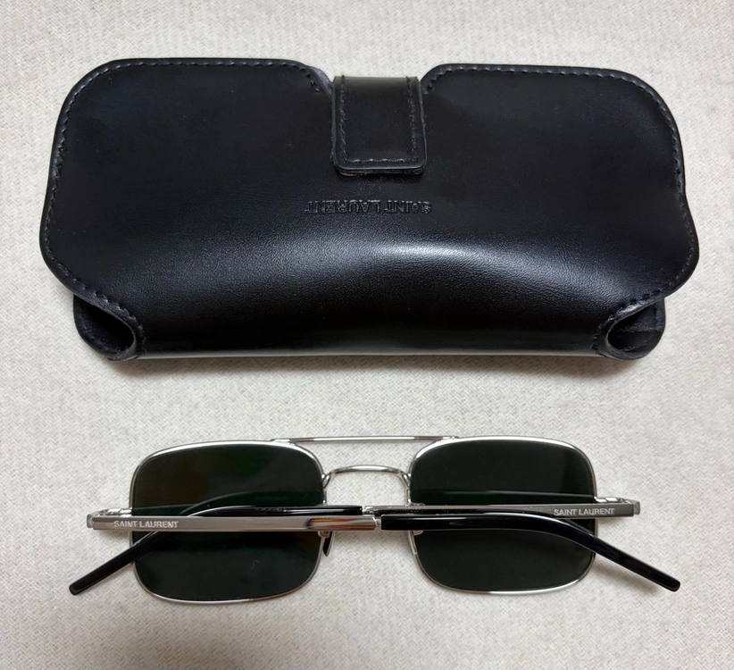 미사용)SAINTLAURENT.입생로랑.선글라스.선글라스케이스.클래식.입생.명품선글라스.사각선글라스.패션아이템 이미지