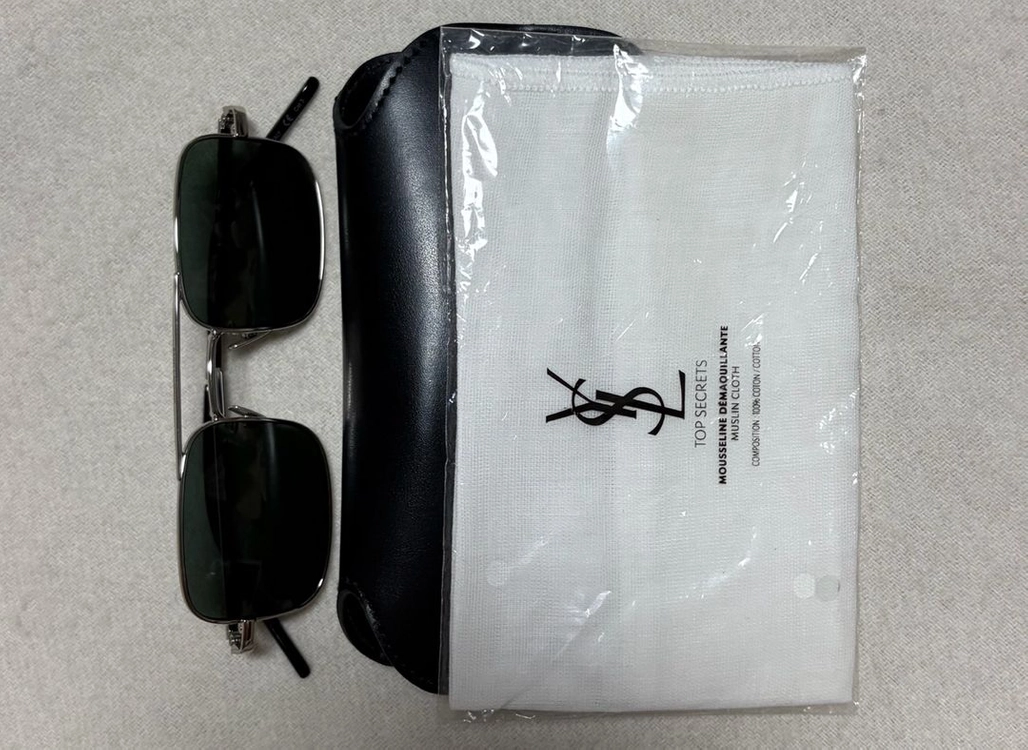 미사용)SAINTLAURENT.입생로랑.선글라스.선글라스케이스.클래식.입생.명품선글라스.사각선글라스.패션아이템 이미지