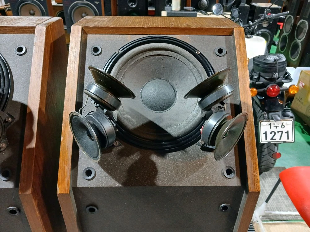 BOSE 601 SERIES III 빈티지 명기 톨보이 스피커 이미지
