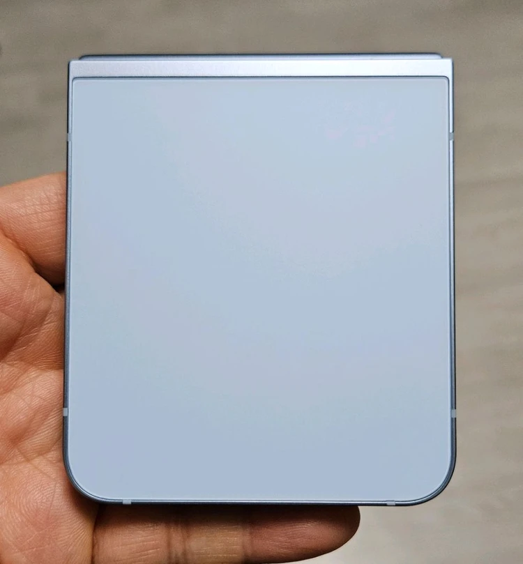 갤럭시 Z플립6 블루 256GB A급 싸게 팝니다. 이미지