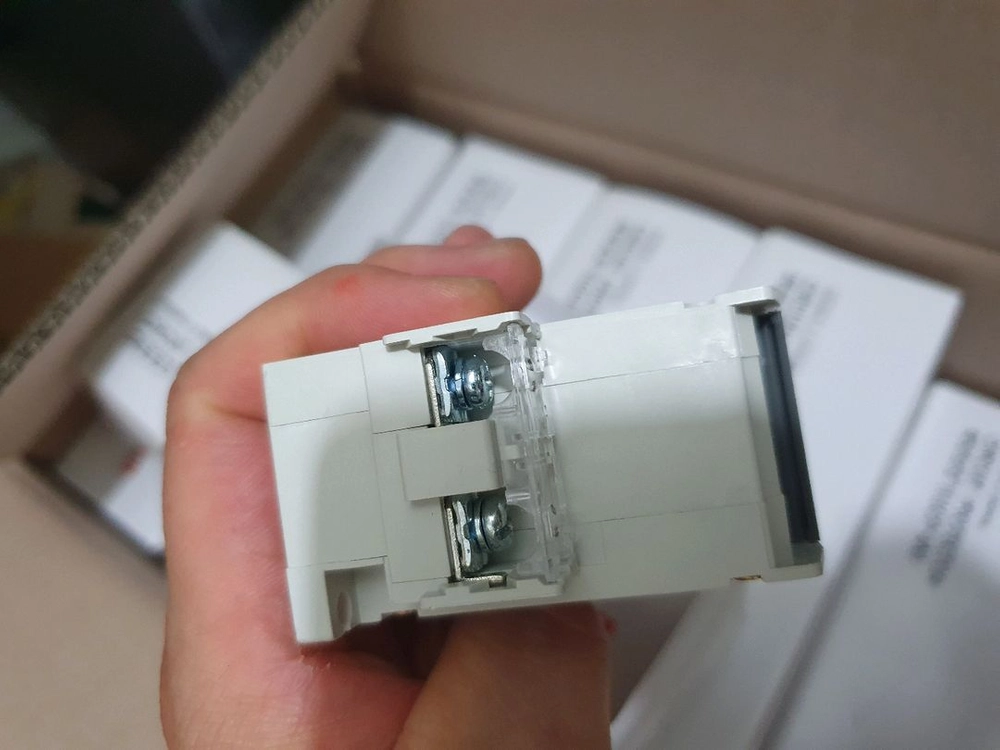 새 상품인 Honeywell 회로 보호기 GCP-32AN M 20A입니다120개 일괄판매 이미지