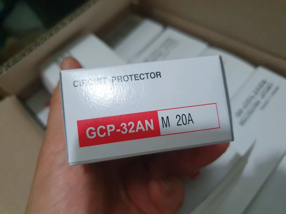 새 상품인 Honeywell 회로 보호기 GCP-32AN M 20A입니다120개 일괄판매 이미지
