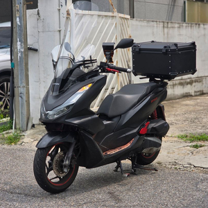 21년식/pcx125cc/7만/구변o/배달세팅/전체적으로깔끔한매물팝니다 이미지