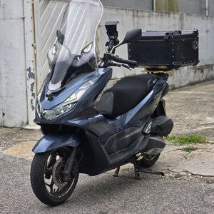 21년식/pcx125cc/7만/앞뒤블박/배달세팅/전체적으로깔끔하고컨디션좋은매물팝니다 이미지