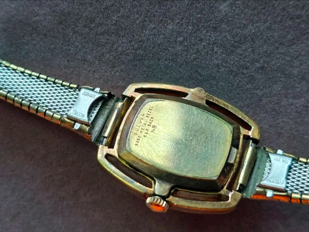 부로바(BULOVA) 빈티지 수동식 여성 손목시계 이미지