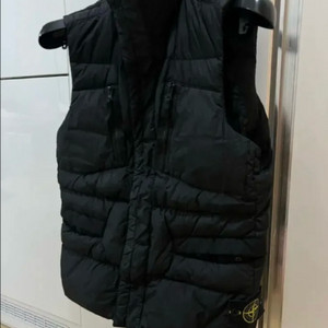스톤아일랜드 크링클랩스 패딩조끼 95~100 이미지
