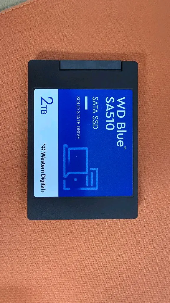WD Blue SA510 SSD 2TB SATA 이미지