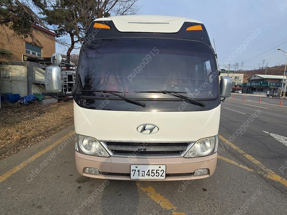 카운티 롱바디 캠핑카 이미지