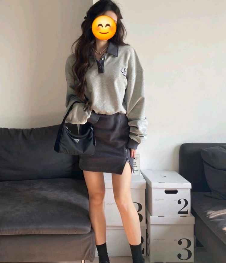 (거의 새 것)프라다 리에디션 호보백 리에디션크로스백숄더백사피아노럭스미니테수토호보버킷백구찌루이비통디올셀린느샤넬생로랑 이미지