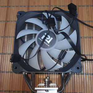 Z04E SRB ARGB cpu 쿨러 이미지