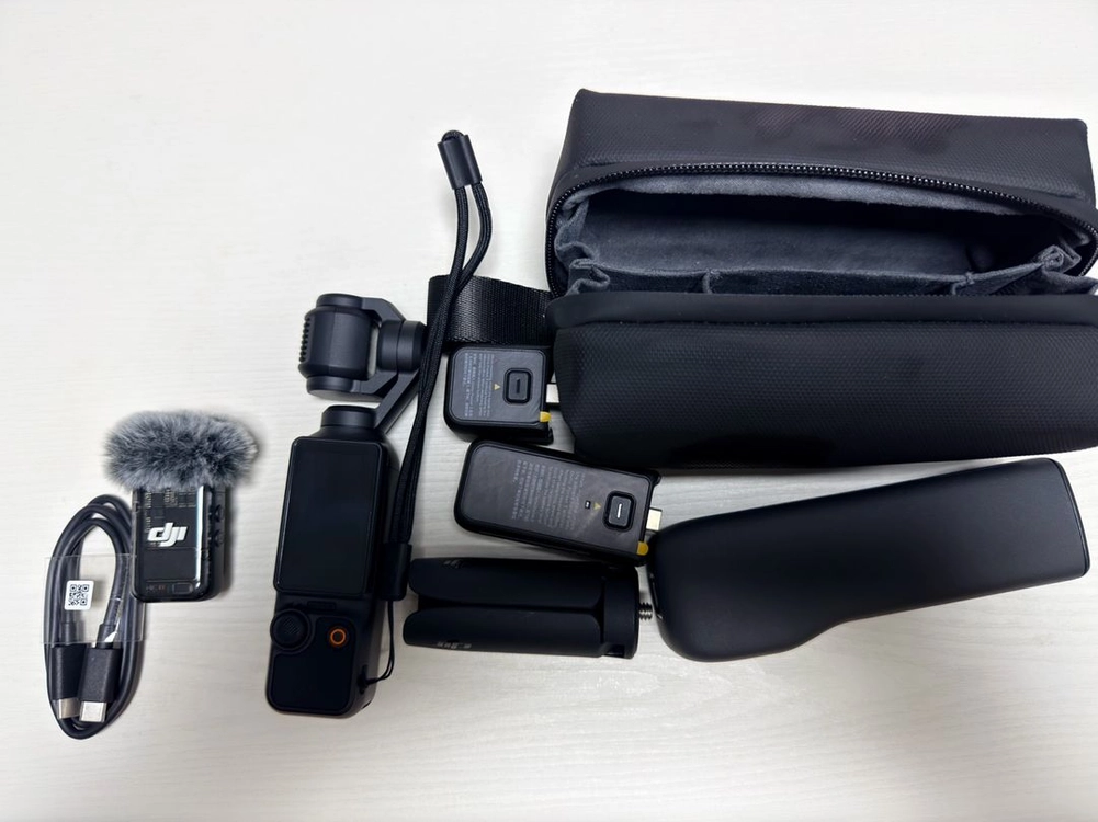 DJI 오즈모 포켓 3 크리에이터 콤보 판매합니다 이미지