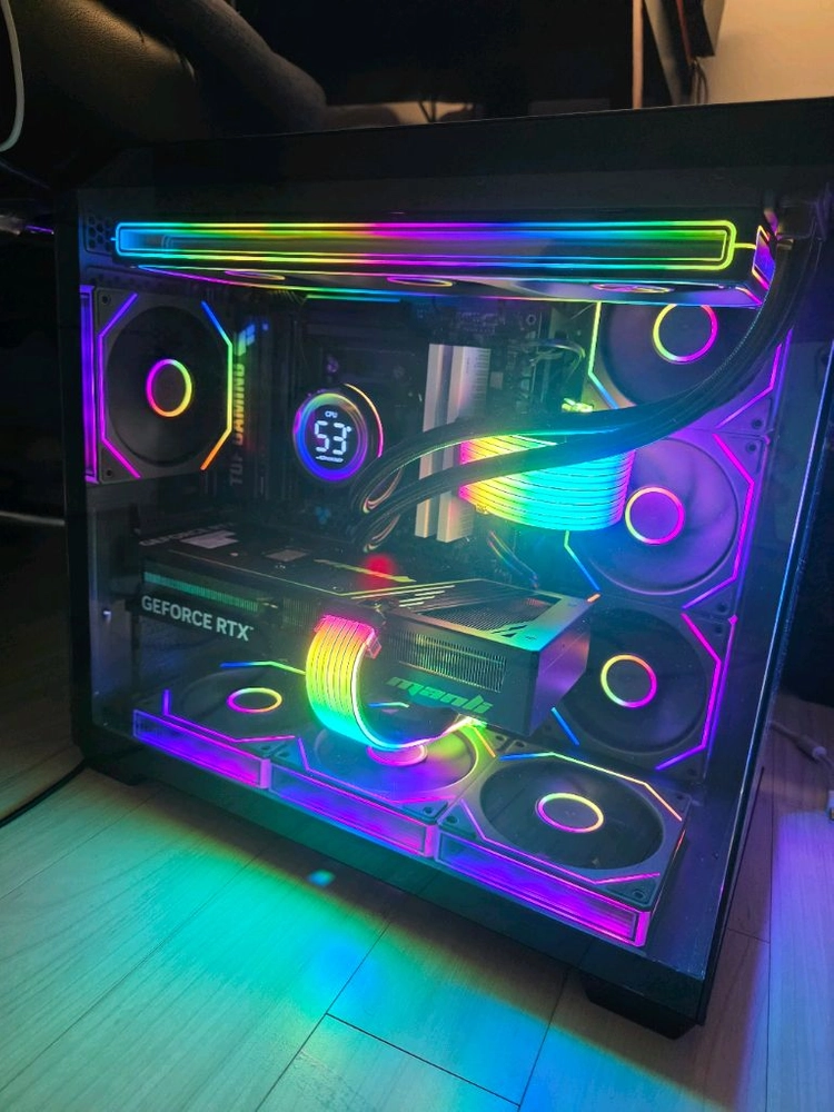 라이젠7 9800X3D RTX5070TI 고사양본체 팝니다 이미지