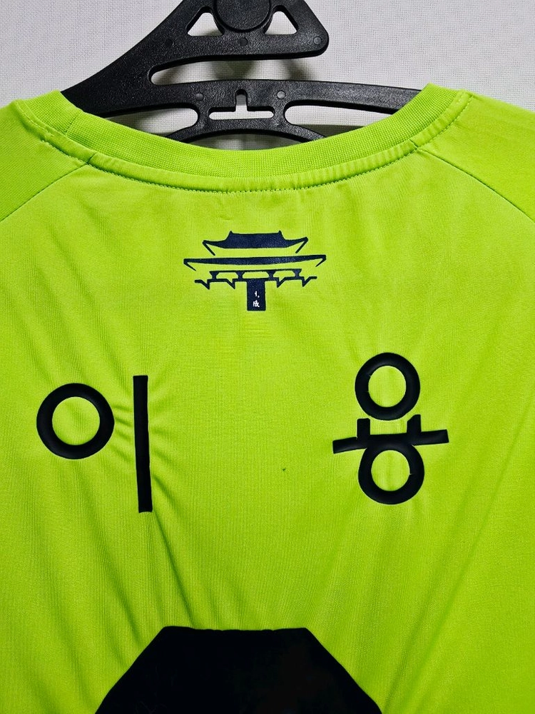 전북 현대 모터스 험멜 축구 유니폼 이미지