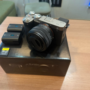 소니 ILCE-7CM2L(실버) 28-60 렌즈 포함 풀박 A7C2 이미지