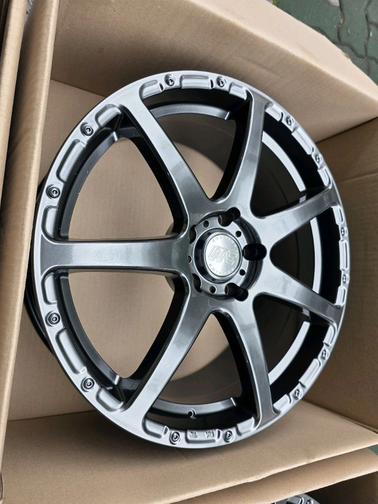 일본 VOLK RAYS 정품 18인치 한대분 상태최상 이미지