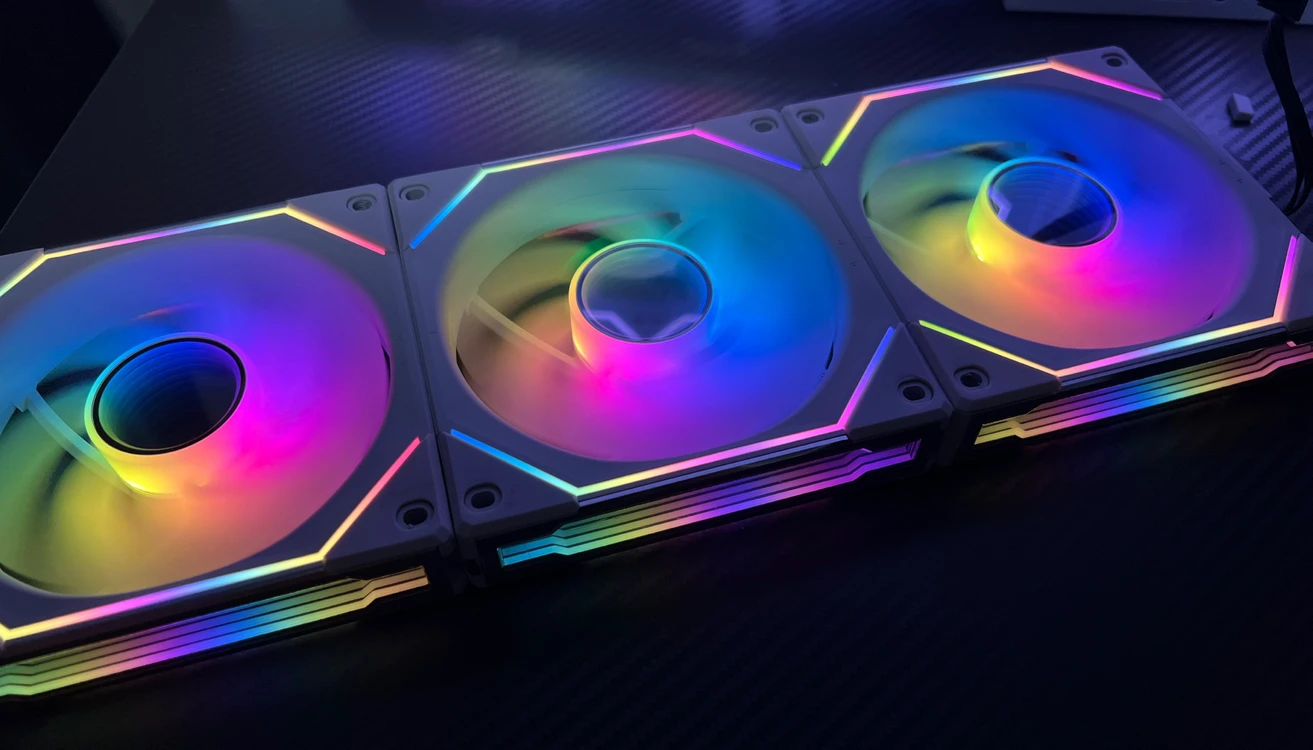 NZXT KRAKEN ELITE 360 RGB (화이트) + 리안리 유니팬 INF 120 3ea 크라켄 엘리트 이미지
