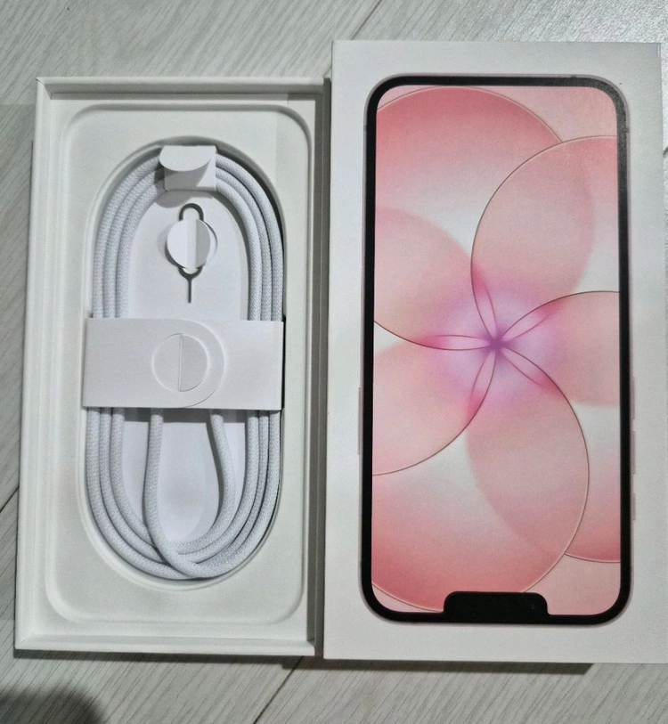 아이폰17e 512GB 자급제 이미지
