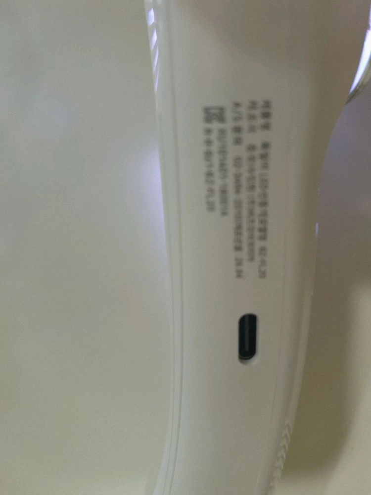 목덜이 넥밴드 선풍기 이미지