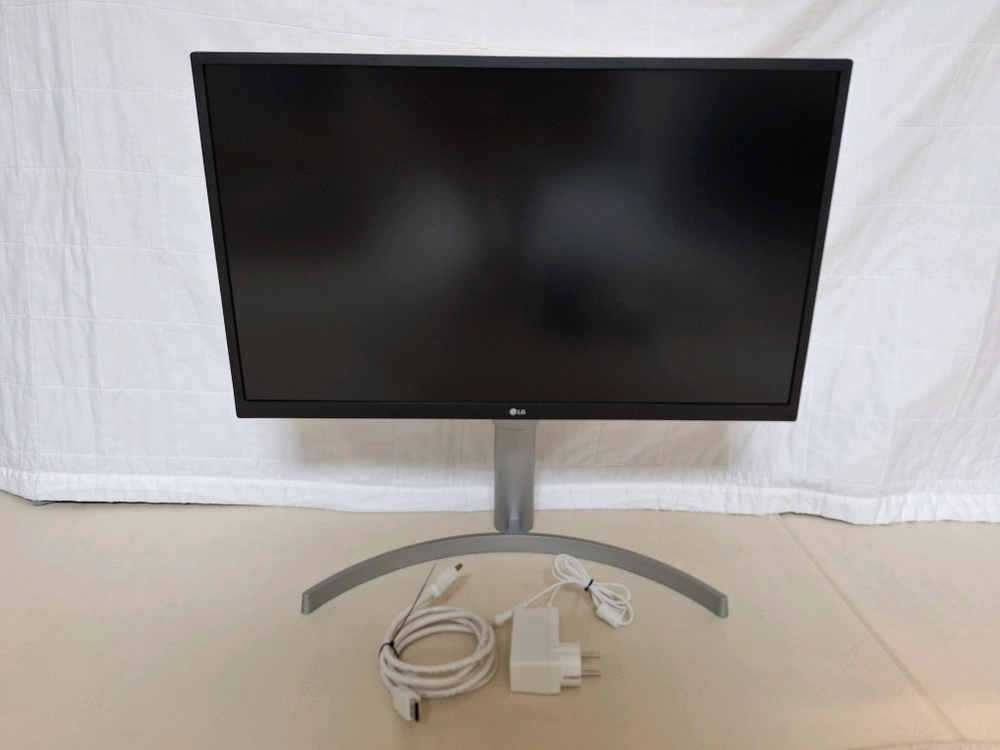 LG 27인치 4K 모니터 팝니다 이미지