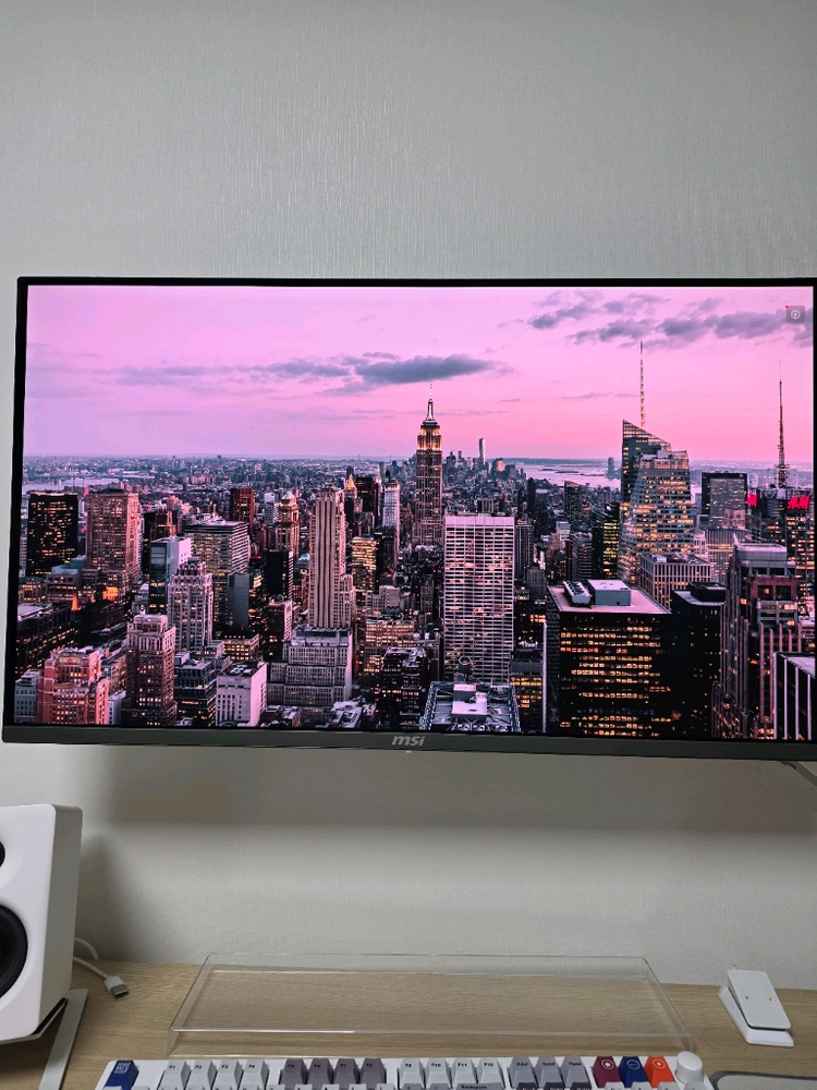 MSI MPG 321URX QD-OLED 32인치 4K 240Hz 게이밍 모니터 팝니다 - 안심되는 중고거래