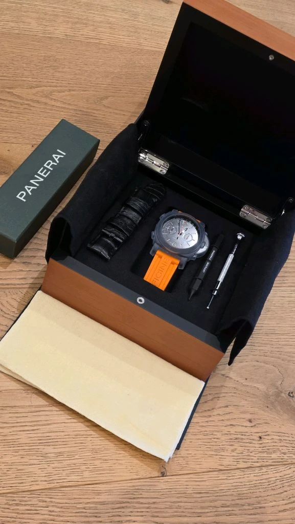 파네라이 루미노르 크로노 플라이백 세라믹 PAM01298 Luminor Chrono Flyback Ceramica 이미지