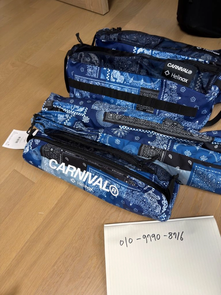 헬리녹스 x 카니발 택티컬 체어 투 & 퍼스널 쉐이드 세트 블루 페이즐리 2개 + 테이블s 이미지