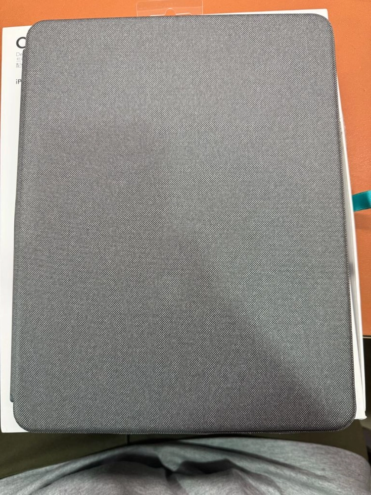 로지텍 콤보터치 키보드케이스 매직키보드 대용 이미지