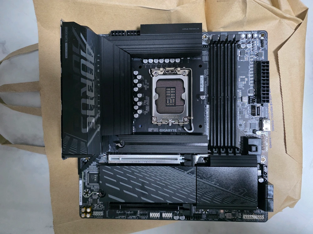 기가바이트 B860M Aorus Elite 인텔용 메인보드 팝니다. - 안심되는 중고거래