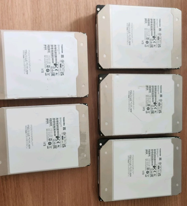 도시바 SATA 14TB 기업용 고성능 팝니다 - 안심되는 중고거래