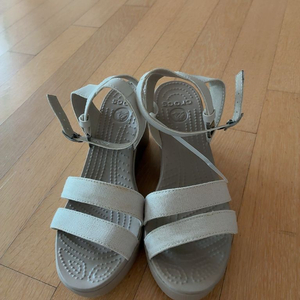 크록스 웨지힐 샌들 w8 이미지